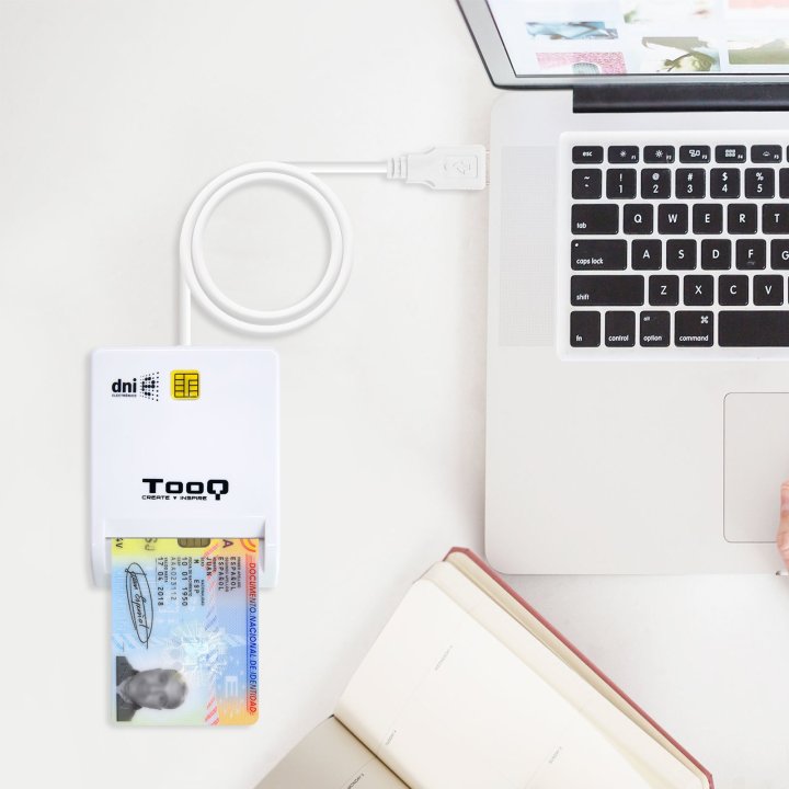 Lector Externo De Dnie Tooq Tqr-210w Usb 2.0 Color Blanco