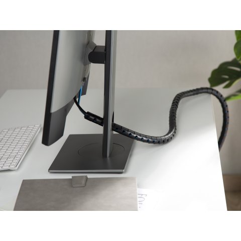 Organizador De Cables En Espiral Equip 650868 Con Clip 2.5 Metros Color Negro