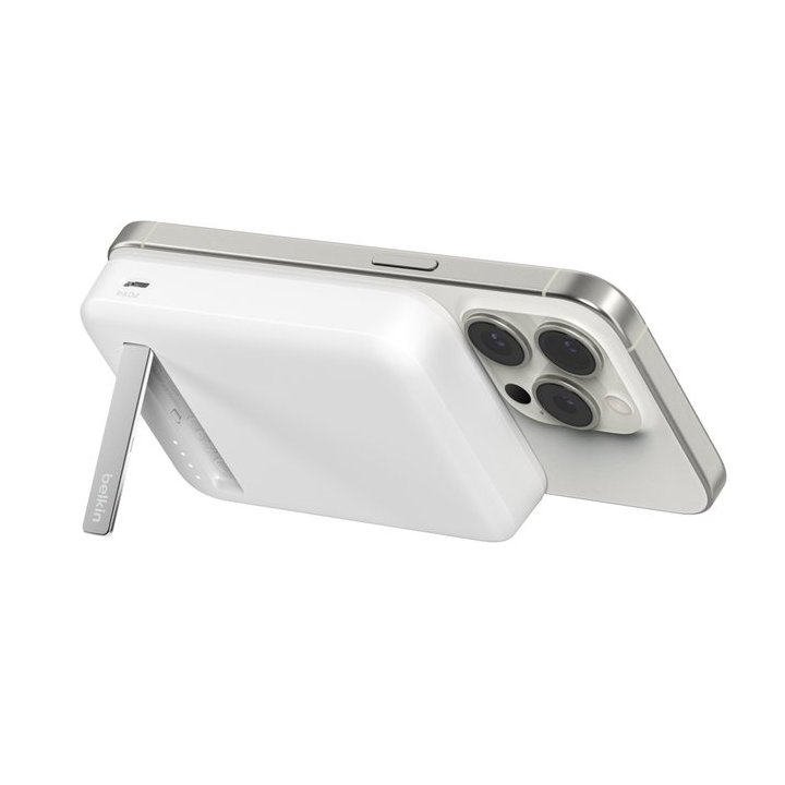 Base De Carga Inalambrica Belkin Bpd007btwh Magnetica 8000mah Con Qi2 De 15w Blanca