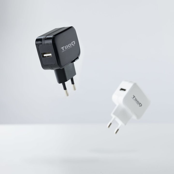 Cargador De Pared Tooq Tqwc-1s01 Usb 2,4a, Negro