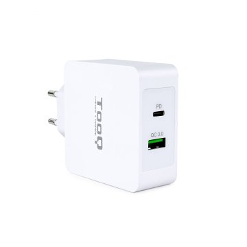 Cargador De Pared Tooq Tqwc-2s03wt Usb-c Pd + Usb A Qc3.0 Blanco
