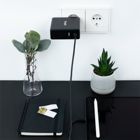 Cargador De Pared Tooq Tqlc-usbc90pd Usb-c Pd3.0 90w Color Negro