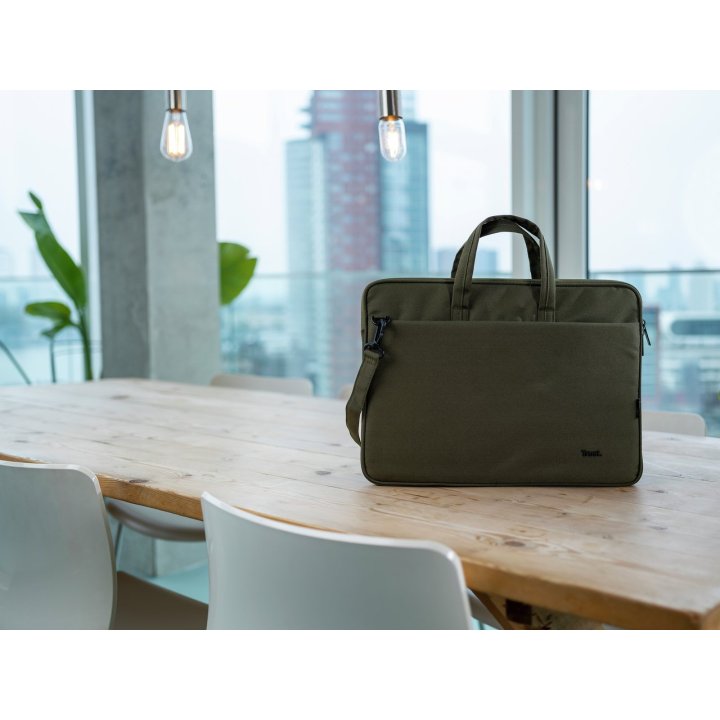 Maletin Trust Bologna Eco Para Portatiles Hasta 16" - Compartimento Principal Acolchado - Color Verde 24450
