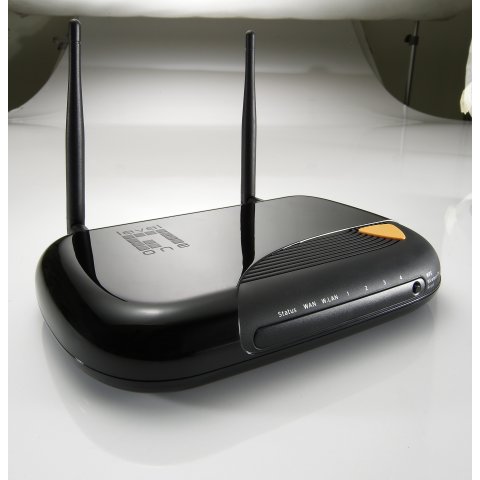 Wifi-ap 300mb Router Level One 4ptos 10 100                                                         