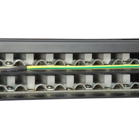 Patch Panel 48 Puertos Categoria 6 Apantallado  1u Color Negro Equip 326449