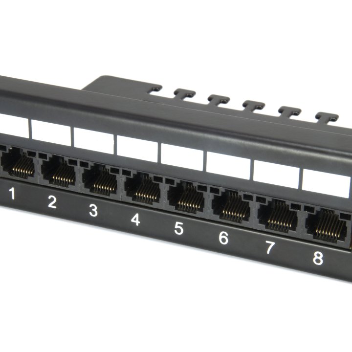 (km0) Patch Panel Equip 24 Puertos Utp Categoria 6 Cash30