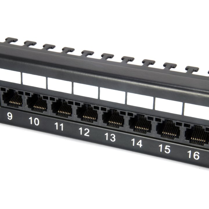 (km0) Patch Panel Equip 24 Puertos Utp Categoria 6 Cash30