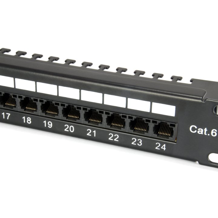 (km0) Patch Panel Equip 24 Puertos Utp Categoria 6 Cash30