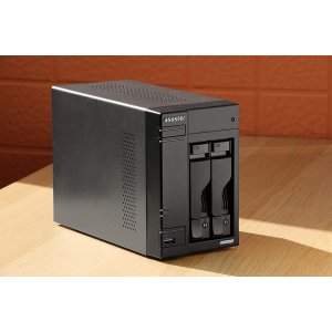 Servidor Nas Asustor Lockerstor As6702t 2 Bahias 3.5" 4 X... 2