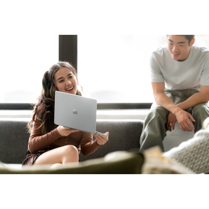 Portatil Microsoft Surface Laptop Go I5-1135g7 12.4" Tactil 16gb 256ssd W11pro Color Platino